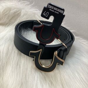 True Religion Men’s Black Belt with Gold Accent HorseShoe Buckle